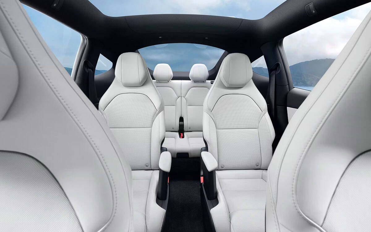 Tesla Model Y L 6 places