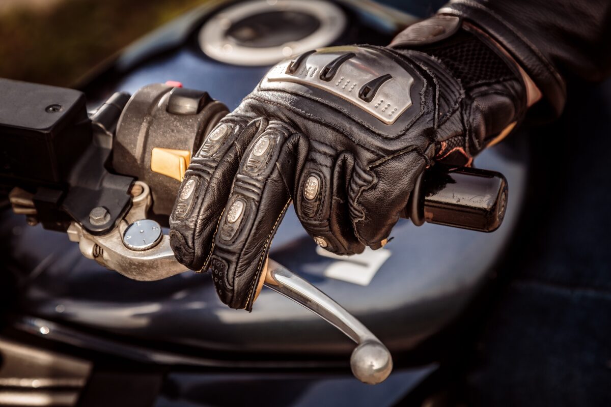 Gants de course moto