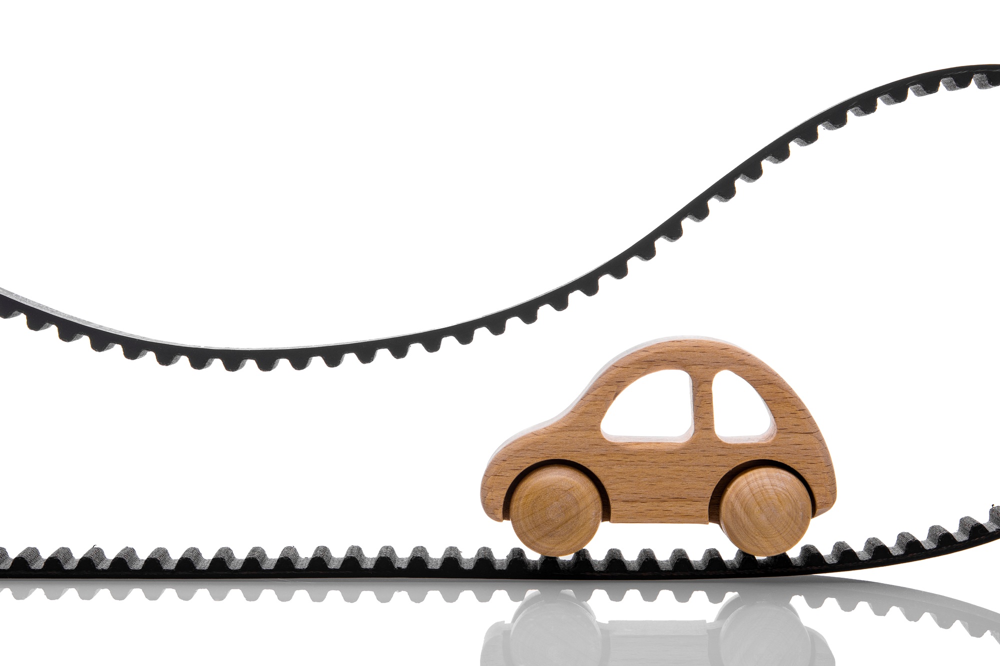 la courroie de distribution avec une petite voiture