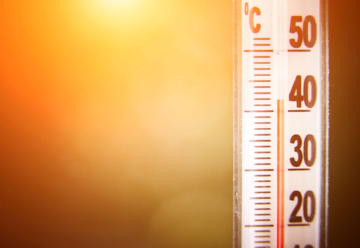 thermomètre indiquant une température élevée